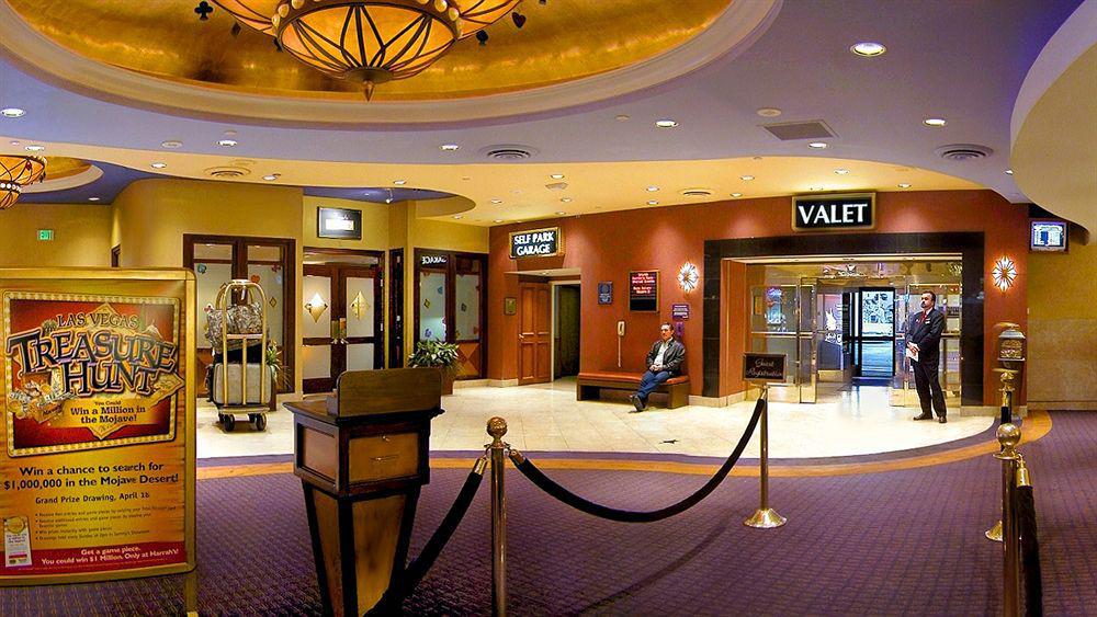 Harrah'S Reno Hotel & Casino Exterior photo